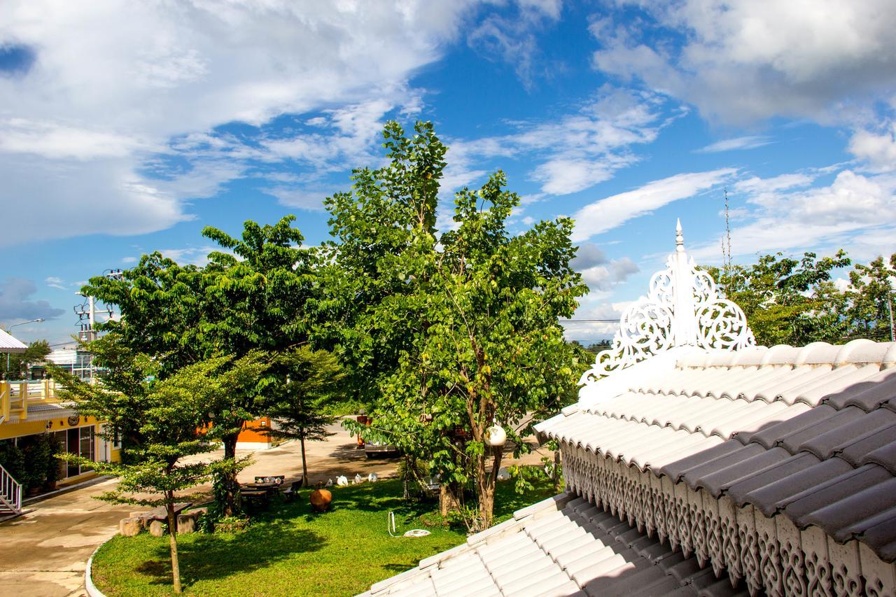 Raiwin Buri Resort Phrae Exteriör bild